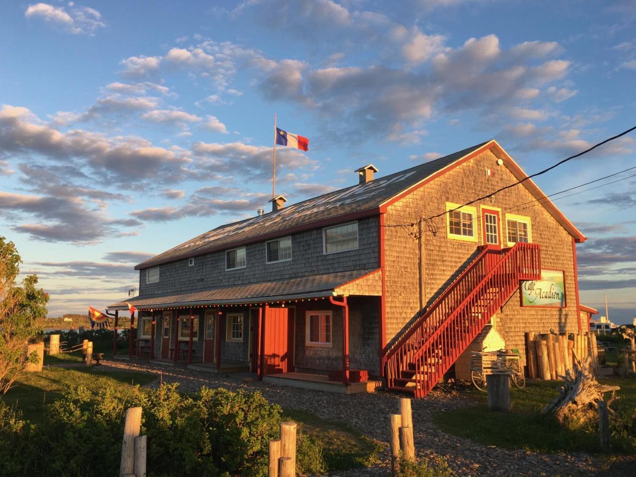 Café Acadien Bonaventure Exterior foto